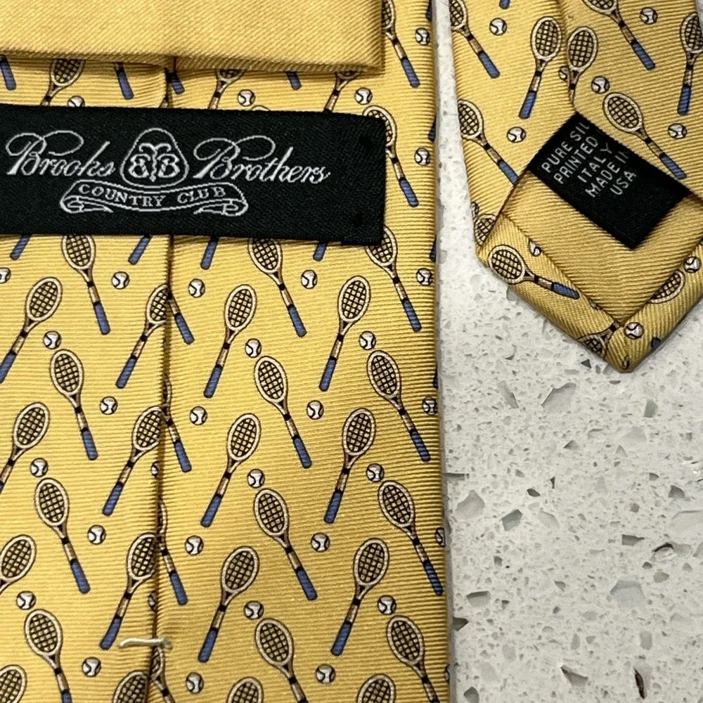 Brooks Brothers Country Club Tie Tennis Rackets Balls Yellow Color Unique USA